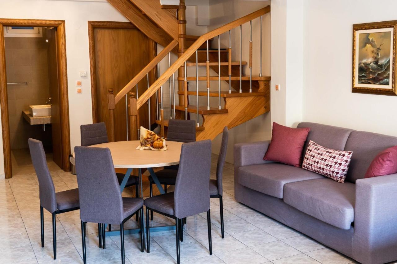 Venetia Luxury Villa Nea Iraklitsa Buitenkant foto